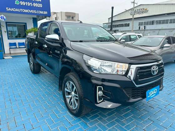TOYOTA HILUX 2.8 SRV 4X4 CD 16V DIESEL 4P AUTOMÁTICO TOYOTA HILUX 2.8 SRV 4X4 CD 16V DIESEL 4P AUTOMÁTICO